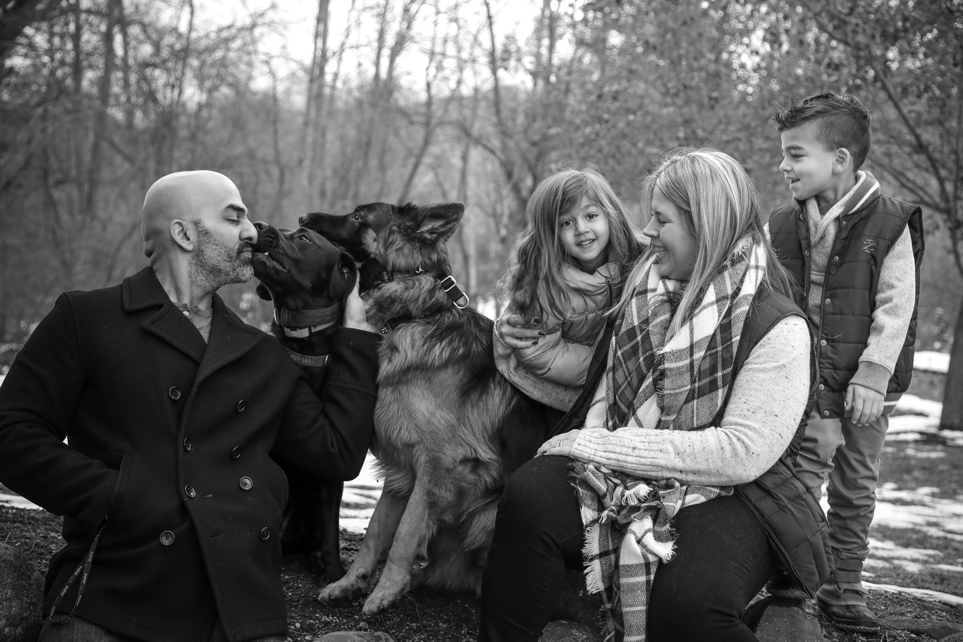 Amit, his wife, kids, and two dogs